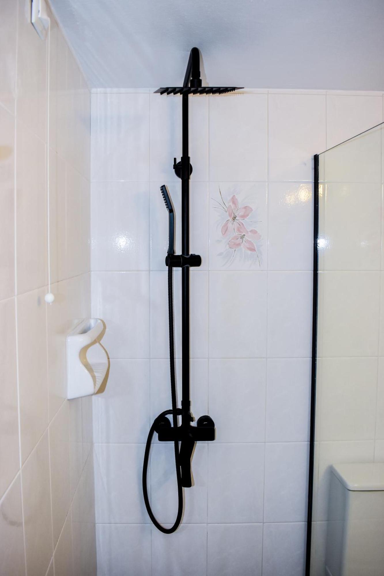 Hotel Kostis スキアトスタウン エクステリア 写真